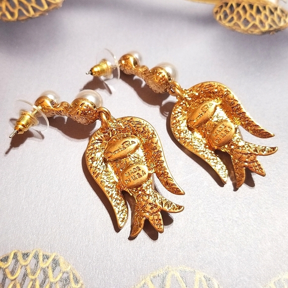 NEW Oscar de la Renta 14k plated Pink Crystal Earrings - Picture 3 of 7